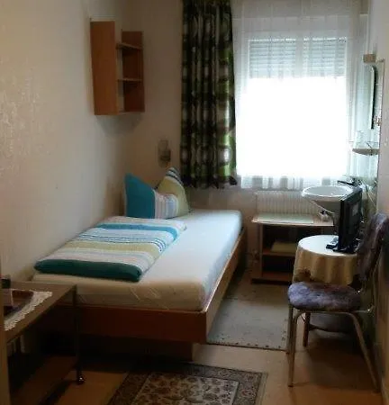 Bed & Breakfast Arnold Neuenburg *