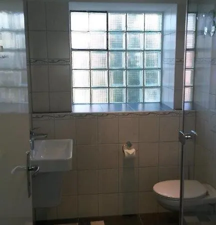 Arnold Neuenburg * Neuenburg am Rhein