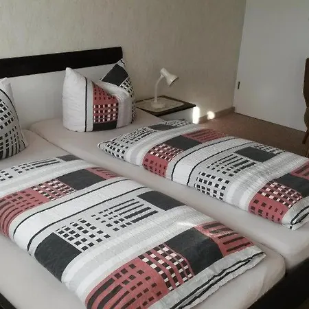 Bed & Breakfast Arnold Neuenburg *