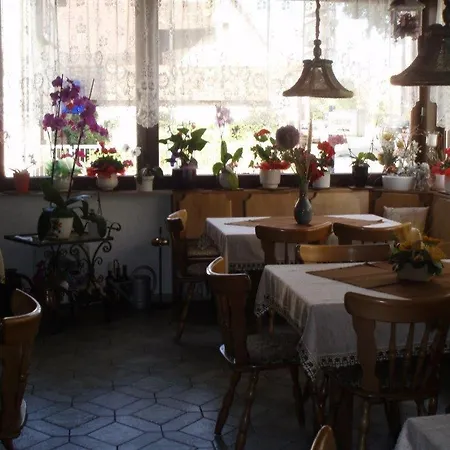 Arnold Neuenburg Neuenburg am Rhein