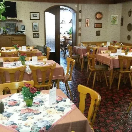 Bed and Breakfast Arnold Neuenburg *